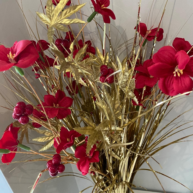 Standing Red & gold Christmas Bouquet (Artificial)