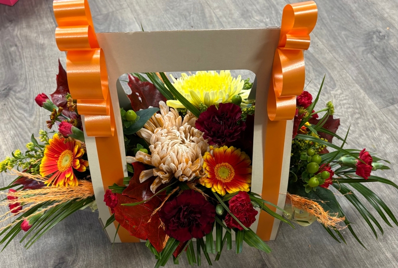 Autumn living card