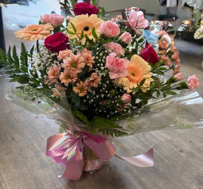 Lustre Vase of flowers