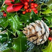 Deluxe Christmas Holly wreath