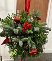 Festive foliage Balls workshop